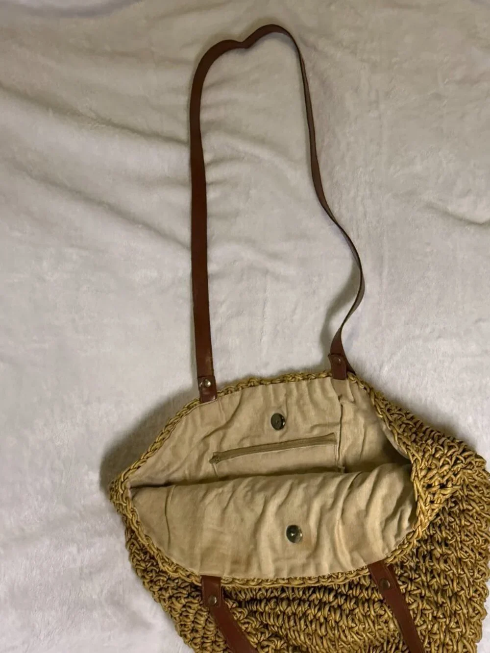 Straw Knit Shoulder Tote Bag